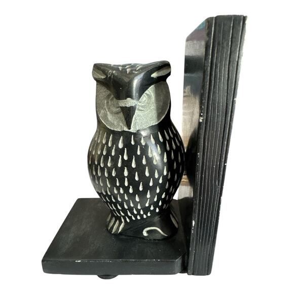 Vintage Hand Carved Soapstone Owl Bookends Set of 2 - Picture 3 of 10